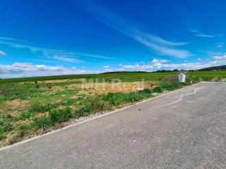 ROZHANOVCE - lukratívny stavebný poz. Komlet siete 758 m2