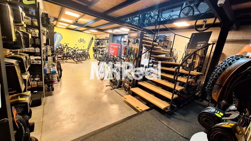 ul. HOLUBYHO Košice - Juh obchodné priestory v blízkosti centra mesta, dobrá dostupnosť