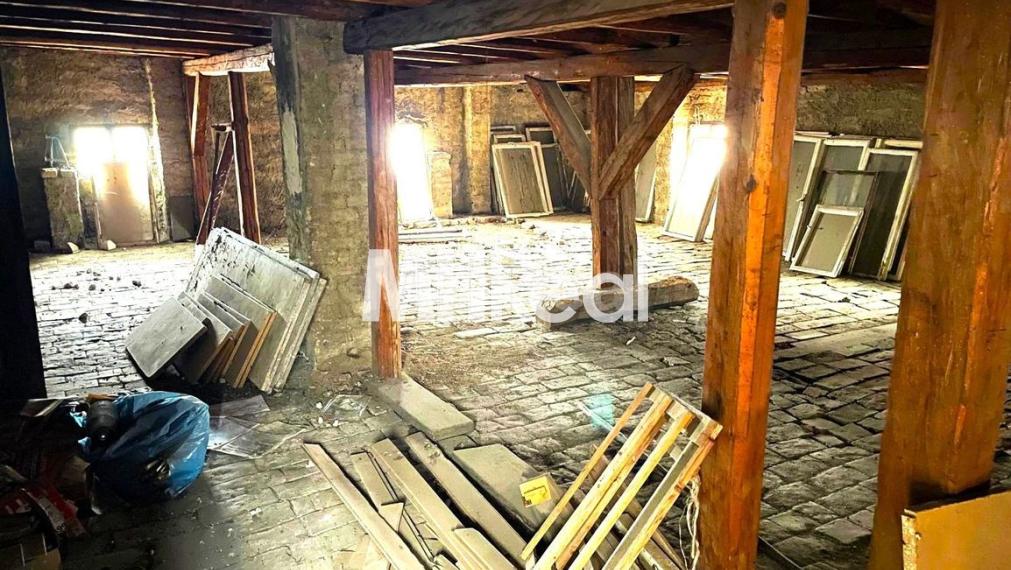 LEVOČA - historický dom v centre mesta