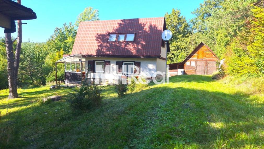 POPROČ - murovaná chata obkolesená prírodou