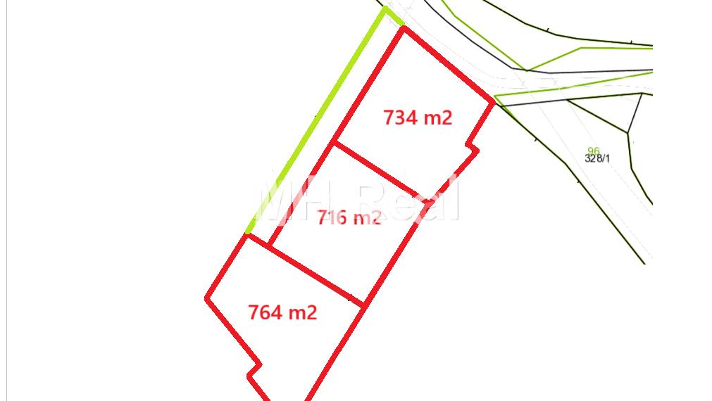 CHRASTNÉ - 3 rovinaté pozemky Pekná lokalita