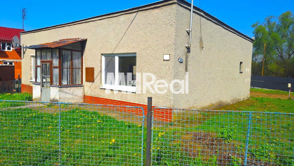 VAJKOVCE - 3 izbový RD v pôvodnom stave iba 10 km od Košíc