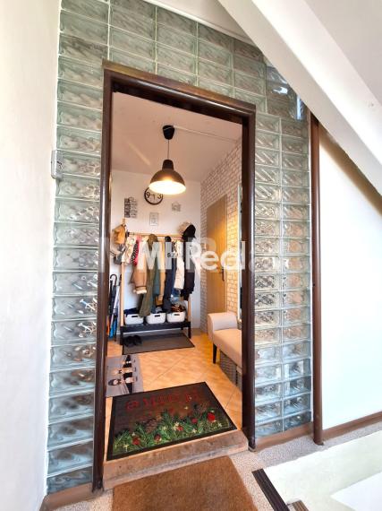 Predaný - ROSNÁ - Juh Kompletne zrek. 4 izbový byt v blízkosti Centra mesta