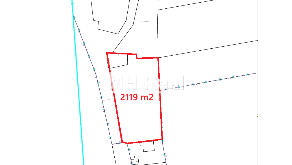 BOČIAR - pekný pozemok na výstavbu RD s murovanou chatou Tichá lokalita