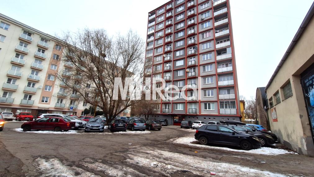 PARK MLÁDEŽE - Sever 3 izbový byt Vyhľadávaná lokalita