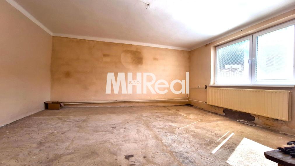 VAJKOVCE - 3 izbový rodinný dom iba 10 km od Košíc