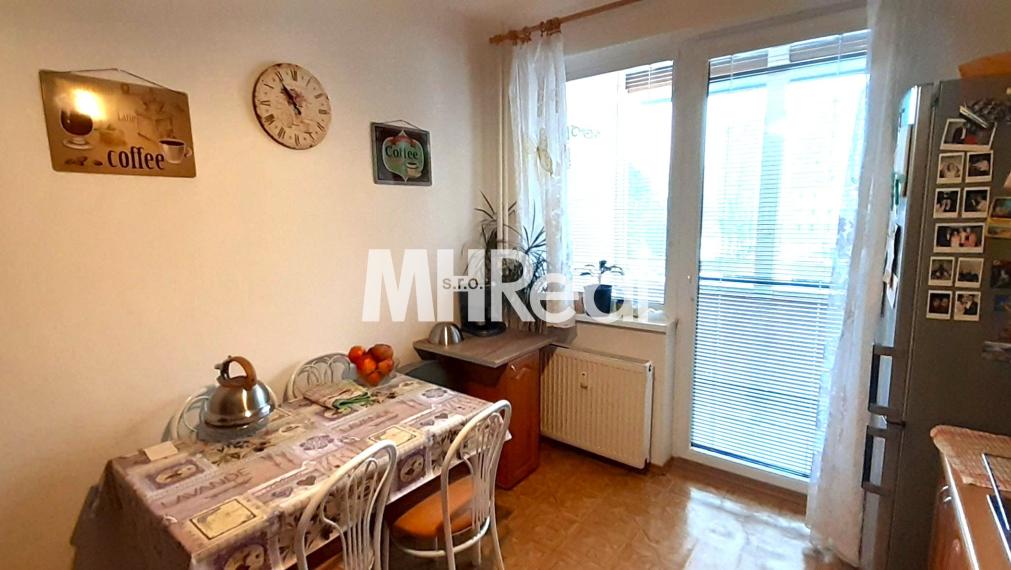 ČORDÁKOVA ul. - KVP 3 izbový byt 70 m2 Pekná lokalita