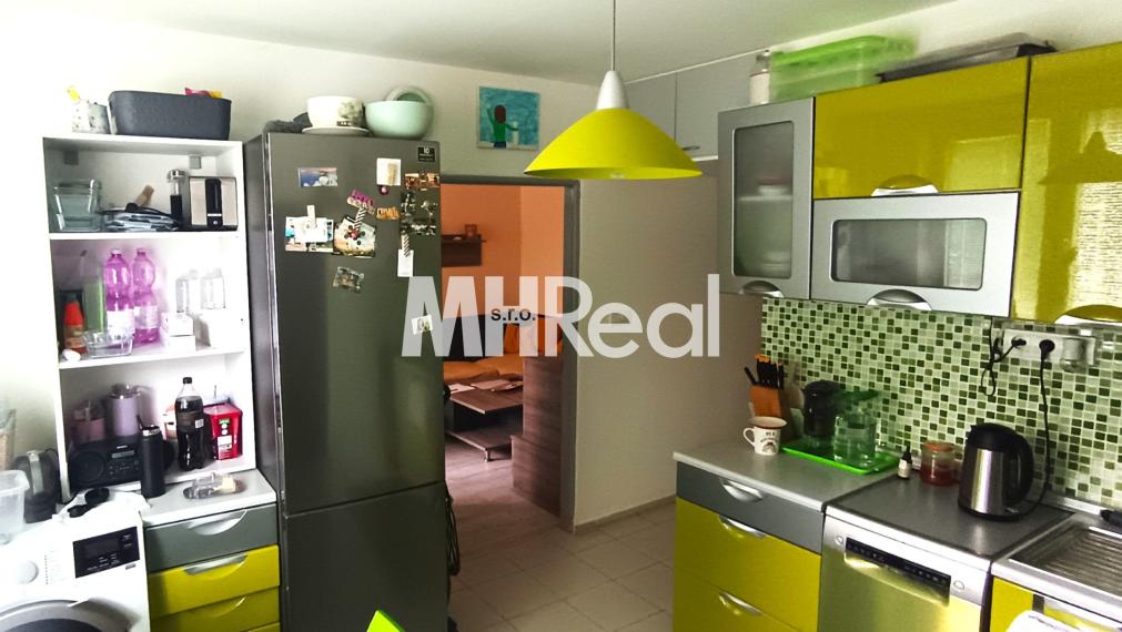 NÁMESTIE L. NOVOMESKÉHO - 3 iz. byt 73,65 m2 kompletná rekonštrukcia