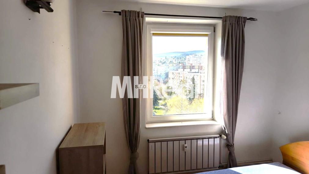 NÁMESTIE L. NOVOMESKÉHO - Staré Mesto 3 iz. byt Kompletná rekonštrukcia