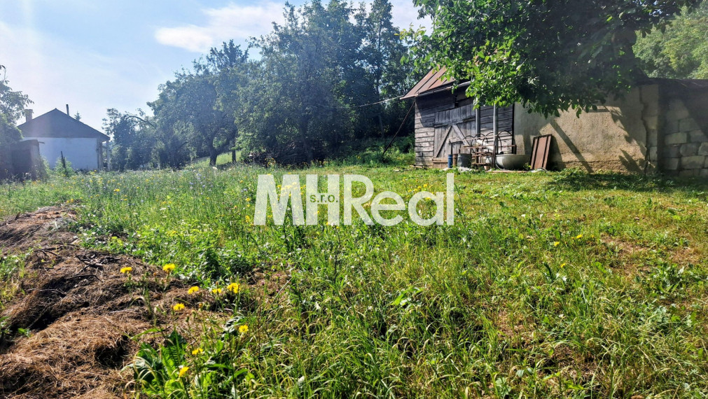 VYŠNÝ LÁNEC - starší RD, rovinatý pozemok Tichá lokalita