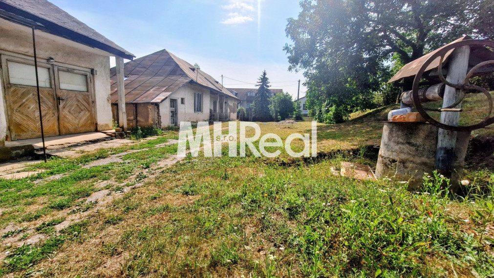 VYŠNÝ LÁNEC - starší RD, rovinatý pozemok Tichá lokalita