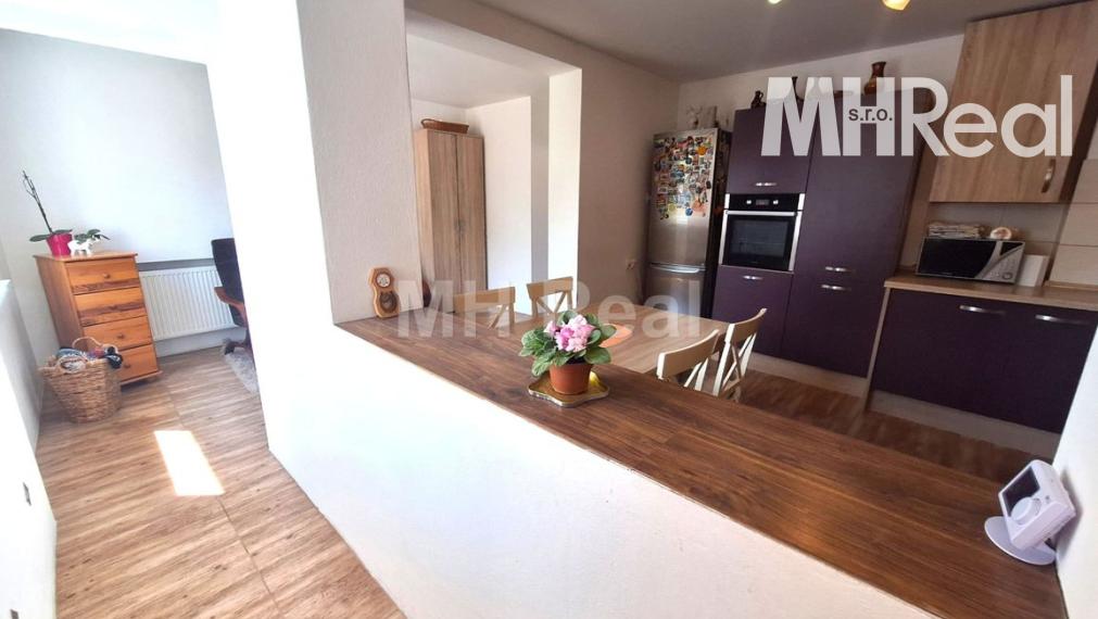 ROZHANOVCE - Zrekonštruovaný RD iba 10 km od Košíc