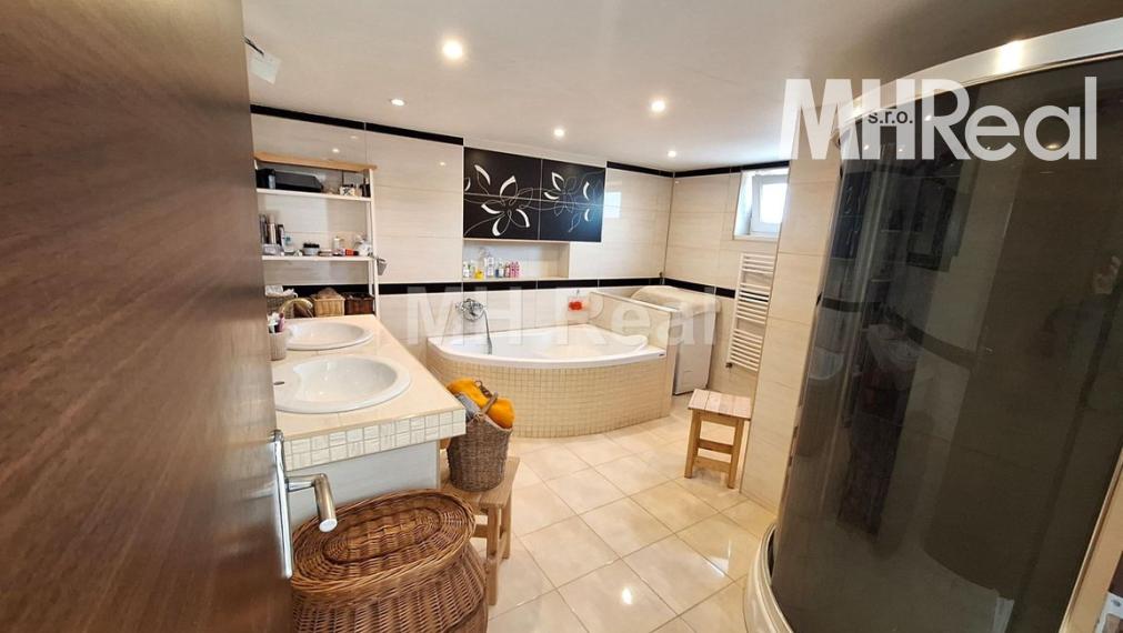 ROZHANOVCE - Zrekonštruovaný RD iba 10 km od Košíc