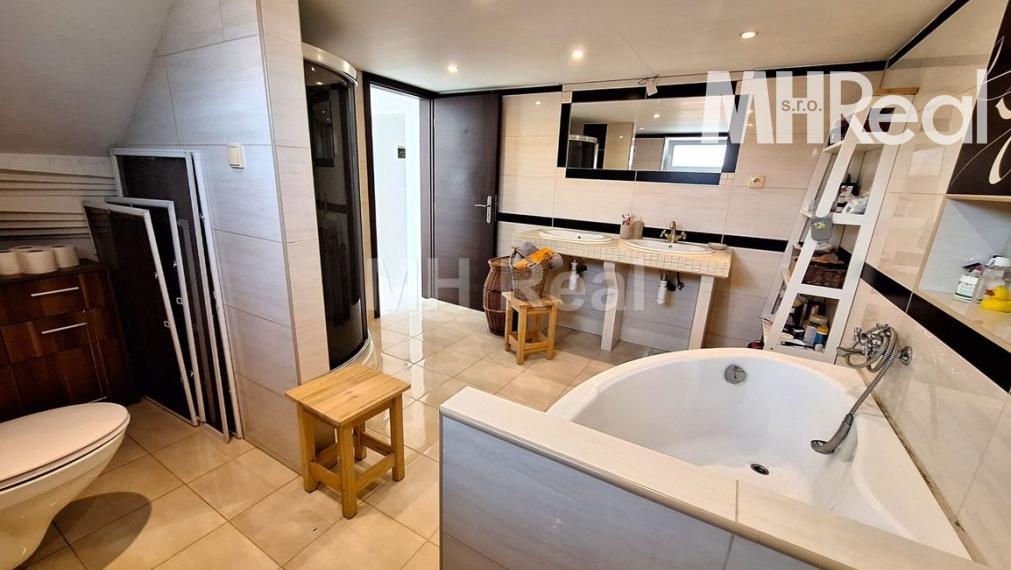 ROZHANOVCE - Zrekonštruovaný RD iba 10 km od Košíc