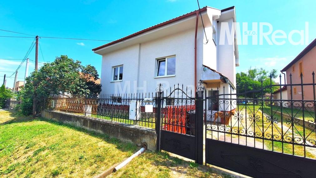 ROZHANOVCE - Zrekonštruovaný RD iba 10 km od Košíc