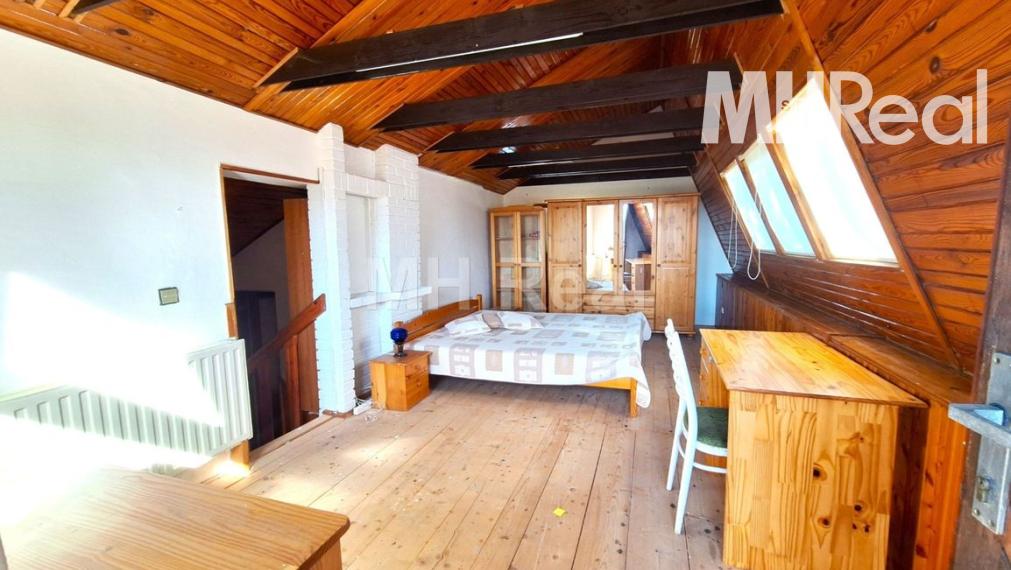 POPROČ - murovaná chata obkolesená prírodou