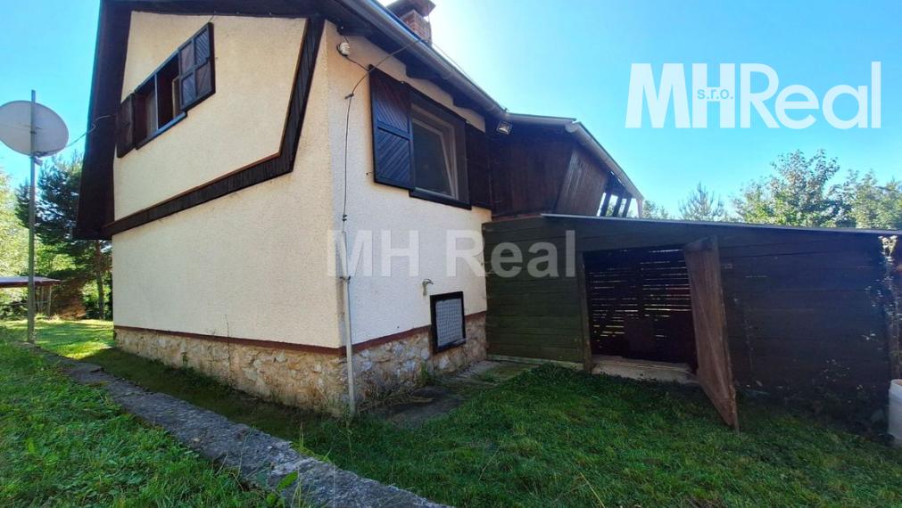 POPROČ - murovaná chata obkolesená prírodou