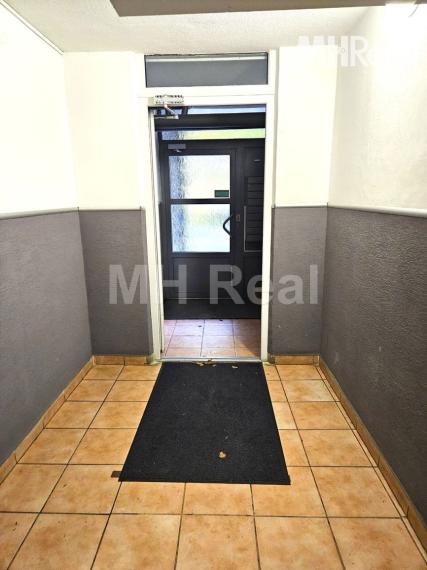 BUDAPEŠTIANSKA - Ťahanovce čiastočne zrek. 4 iz. byt Kúpou voľný