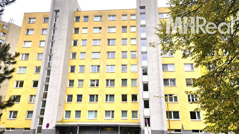 BUDAPEŠTIANSKA - Ťahanovce čiastočne zrek. 4 iz. byt Kúpou voľný