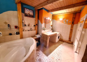 ul. KOMENSKÉHO - tehlový podkrovný byt 106 m²  v blízkosti Centa mesta - fotografia 15