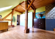ul. KOMENSKÉHO - tehlový podkrovný byt 106 m²  v blízkosti Centa mesta - fotografia 11