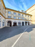 ul. KOMENSKÉHO - tehlový podkrovný byt 106 m²  v blízkosti Centa mesta