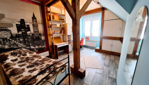 ul. KOMENSKÉHO - tehlový podkrovný byt 106 m²  v blízkosti Centa mesta