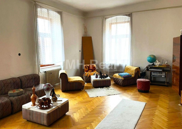 LEVOČA - historický dom v centre mesta