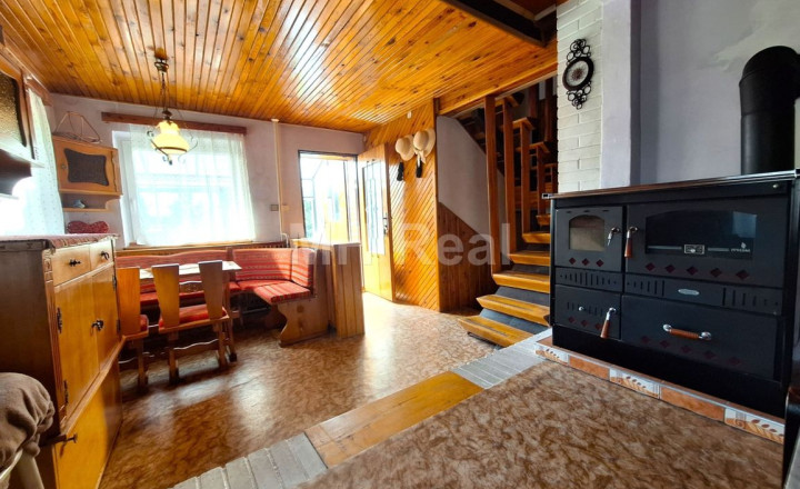 Rezervovaná - POPROČ - murovaná chata obkolesená prírodou - fotografia 3