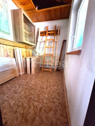 Rezervovaná - POPROČ - murovaná chata obkolesená prírodou - fotografia 11