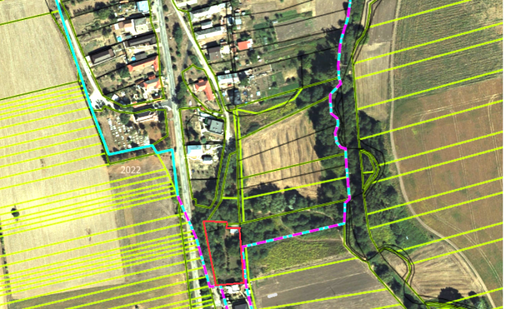 BOČIAR - pekný pozemok na výstavbu RD s murovanou chatou Tichá lokalita