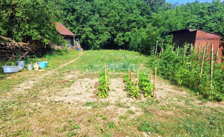 VYŠNÝ LÁNEC - starší RD, rovinatý pozemok Tichá lokalita - fotografia 4
