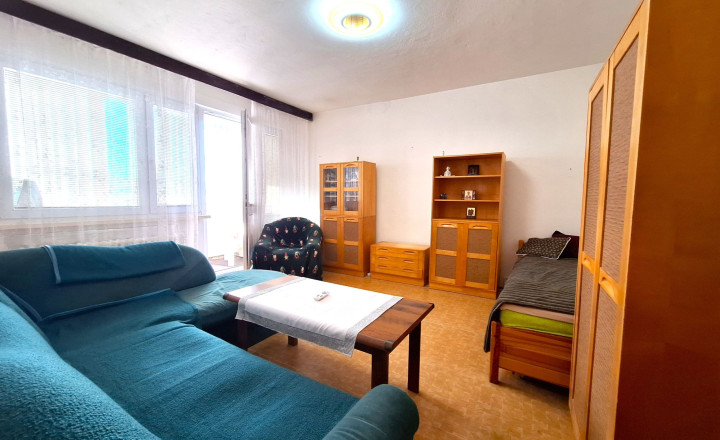SOFIJSKÁ ul. - síd. Ťahanovce zachovalý 1 iz. byt 38 m² Vyhľadávaná lokalita
